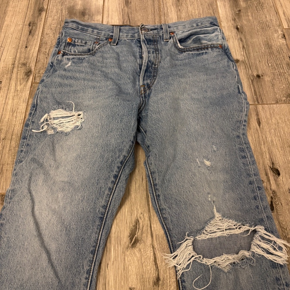 Women's Distressed Levi's Premium 501 Skinny Jeans Size W29 - Picture 8 of 9